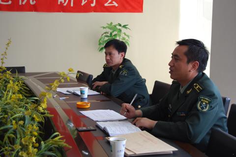 市鎮(zhèn)兵辦各領(lǐng)導(dǎo)來我廠進(jìn)行兵役執(zhí)法檢查