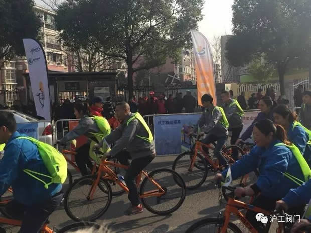 �Ϻ������y�T�S���ӡ�2017��ζ���I�Ļ��ꡱ��I���T�λ�ӣ��D5��