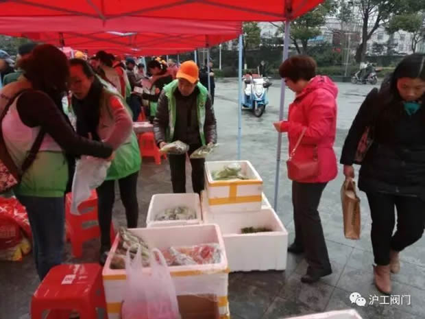 �Ϻ������y�T�S���F(tu��n)���ӡ��ۡ����� �С���ů�����½M��־Ը�߷���(w��)��ӣ��D4��