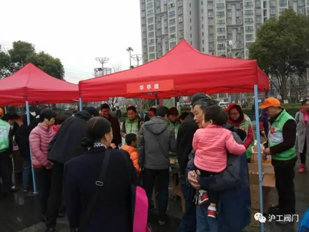 �Ϻ������y�T�S���F(tu��n)���ӡ��ۡ����� �С���ů�����½M��־Ը�߷���(w��)��ӣ��D5��